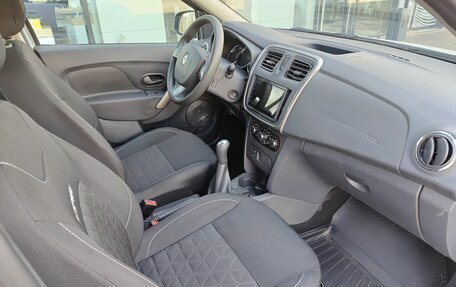 Renault Sandero II рестайлинг, 2016 год, 949 800 рублей, 13 фотография