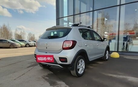 Renault Sandero II рестайлинг, 2016 год, 949 800 рублей, 6 фотография