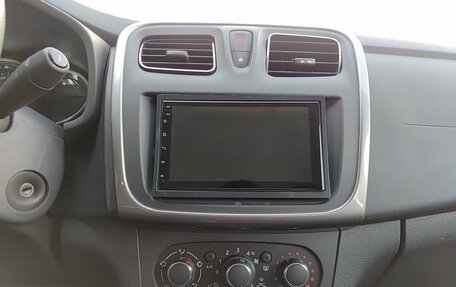 Renault Sandero II рестайлинг, 2016 год, 949 800 рублей, 18 фотография