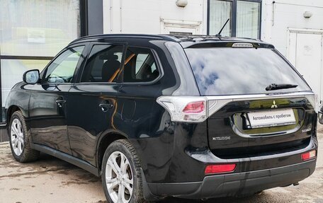 Mitsubishi Outlander III рестайлинг 3, 2012 год, 1 490 000 рублей, 7 фотография