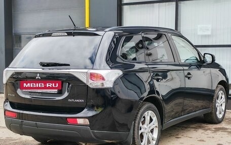 Mitsubishi Outlander III рестайлинг 3, 2012 год, 1 490 000 рублей, 5 фотография