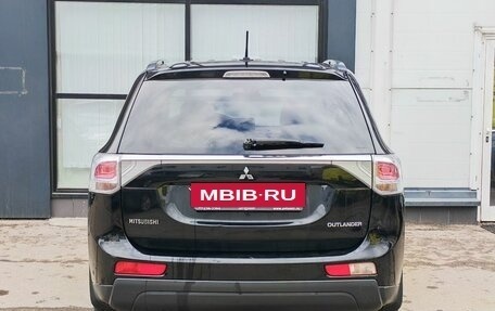 Mitsubishi Outlander III рестайлинг 3, 2012 год, 1 490 000 рублей, 6 фотография