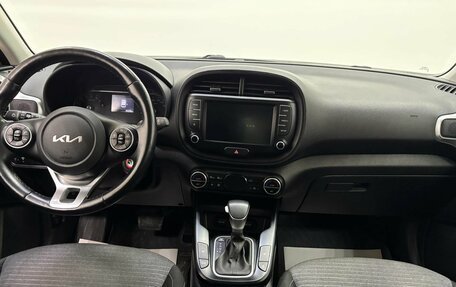 KIA Soul III, 2022 год, 2 380 000 рублей, 10 фотография