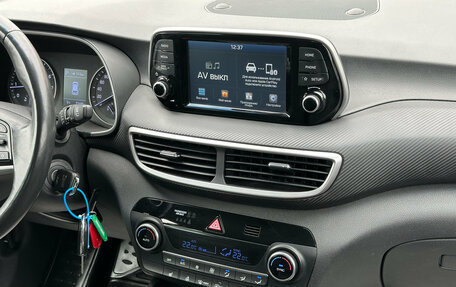 Hyundai Tucson III, 2018 год, 2 385 000 рублей, 13 фотография