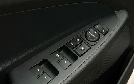 Hyundai Tucson III, 2018 год, 2 385 000 рублей, 19 фотография