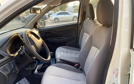 Mitsubishi L200 IV рестайлинг, 2023 год, 3 180 000 рублей, 10 фотография