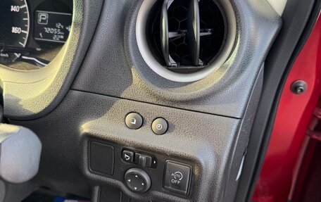 Nissan Note II рестайлинг, 2013 год, 760 000 рублей, 16 фотография