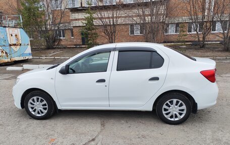 Renault Logan II, 2020 год, 890 000 рублей, 10 фотография