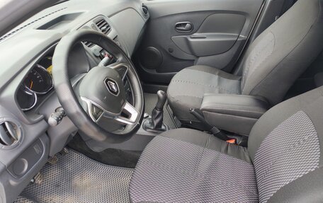 Renault Logan II, 2020 год, 890 000 рублей, 14 фотография