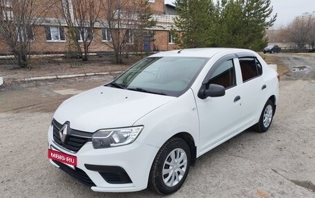 Renault Logan II, 2020 год, 890 000 рублей, 12 фотография