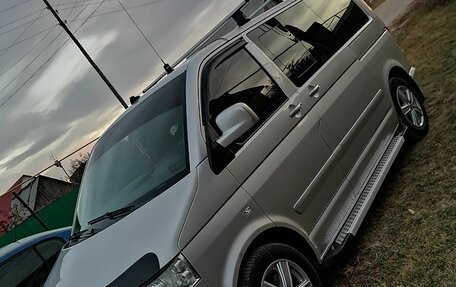 Volkswagen Transporter T5 рестайлинг, 2004 год, 1 500 000 рублей, 3 фотография