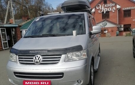 Volkswagen Transporter T5 рестайлинг, 2004 год, 1 500 000 рублей, 5 фотография