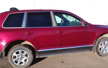 Volkswagen Touareg III, 2004 год, 760 000 рублей, 4 фотография