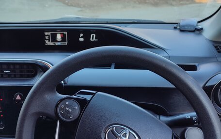 Toyota Aqua I, 2018 год, 1 200 000 рублей, 8 фотография