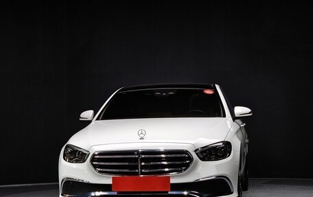 Mercedes-Benz E-Класс, 2021 год, 8 690 000 рублей, 2 фотография