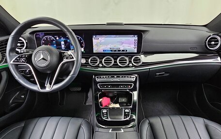 Mercedes-Benz E-Класс, 2021 год, 8 690 000 рублей, 10 фотография