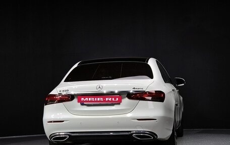 Mercedes-Benz E-Класс, 2021 год, 8 690 000 рублей, 3 фотография