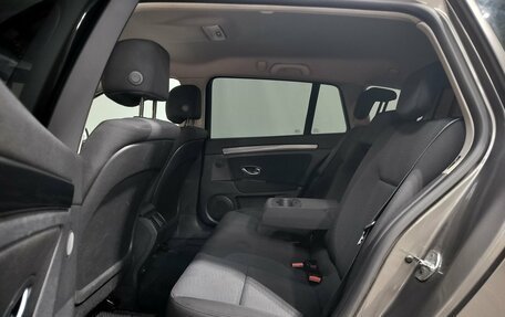 Renault Laguna III рестайлинг, 2010 год, 590 000 рублей, 17 фотография