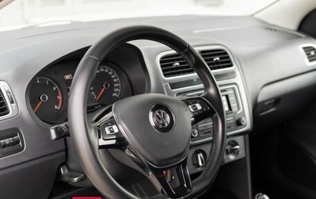Volkswagen Polo VI (EU Market), 2016 год, 950 000 рублей, 11 фотография