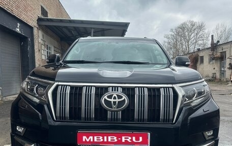 Toyota Land Cruiser Prado 150 рестайлинг 2, 2019 год, 5 390 000 рублей, 1 фотография