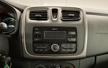 Renault Logan II, 2020 год, 700 000 рублей, 15 фотография