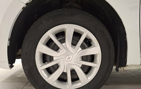 Renault Logan II, 2020 год, 700 000 рублей, 18 фотография