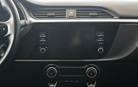 KIA Rio IV, 2021 год, 1 799 000 рублей, 15 фотография