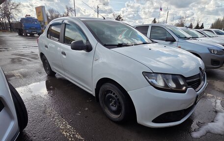 Renault Logan II, 2017 год, 650 000 рублей, 2 фотография