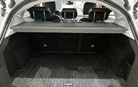 Jaguar E-Pace, 2018 год, 2 650 000 рублей, 10 фотография