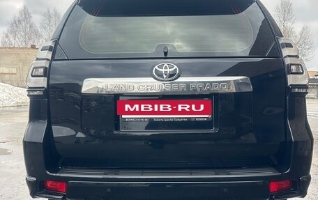 Toyota Land Cruiser Prado 150 рестайлинг 2, 2019 год, 5 390 000 рублей, 2 фотография