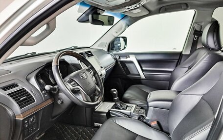 Toyota Land Cruiser Prado 150 рестайлинг 2, 2020 год, 6 775 000 рублей, 16 фотография