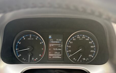 Toyota RAV4, 2016 год, 2 050 000 рублей, 14 фотография