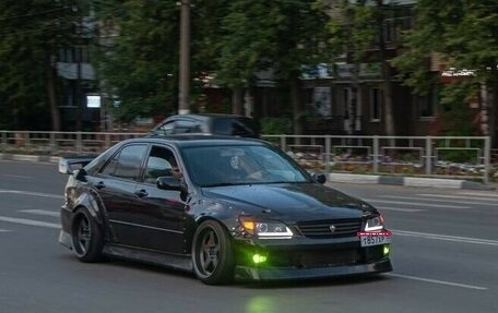 Lexus IS II рестайлинг 2, 1999 год, 1 300 000 рублей, 1 фотография