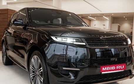 Land Rover Range Rover Sport, 2024 год, 21 990 000 рублей, 3 фотография