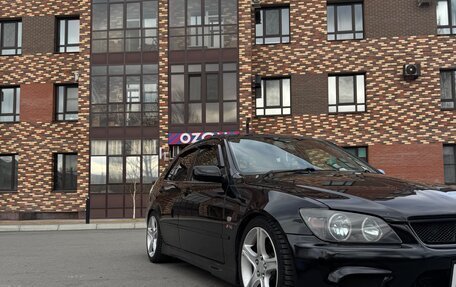 Toyota Altezza, 1998 год, 950 000 рублей, 1 фотография