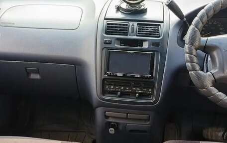 Toyota Ipsum II, 1997 год, 485 000 рублей, 1 фотография