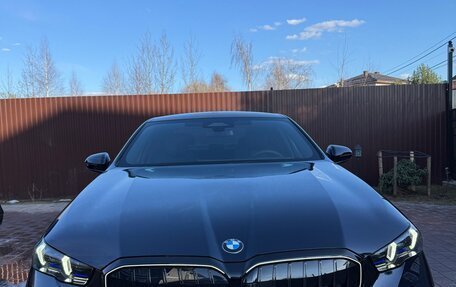 BMW 5 серия, 2025 год, 10 000 000 рублей, 1 фотография