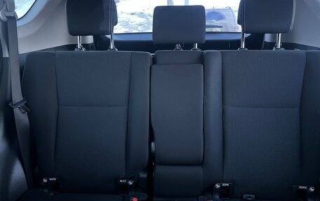 Toyota RAV4, 2017 год, 2 800 000 рублей, 12 фотография