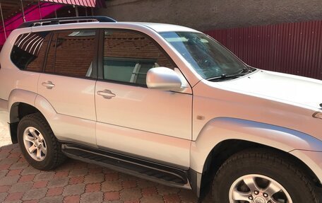 Toyota Land Cruiser Prado 120 рестайлинг, 2008 год, 2 600 000 рублей, 2 фотография