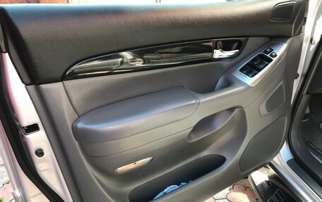 Toyota Land Cruiser Prado 120 рестайлинг, 2008 год, 2 600 000 рублей, 6 фотография