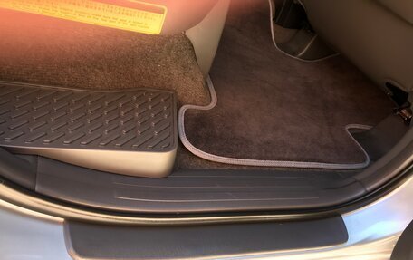 Toyota Land Cruiser Prado 120 рестайлинг, 2008 год, 2 600 000 рублей, 8 фотография