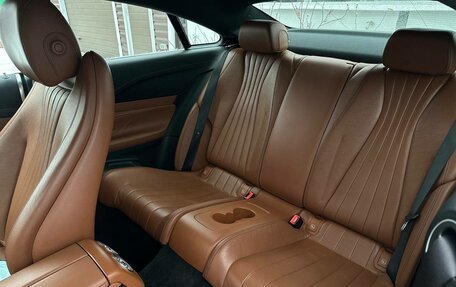 Mercedes-Benz E-Класс, 2019 год, 3 300 000 рублей, 4 фотография