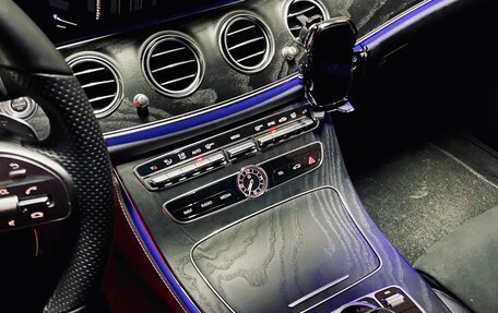 Mercedes-Benz E-Класс, 2020 год, 4 990 000 рублей, 8 фотография