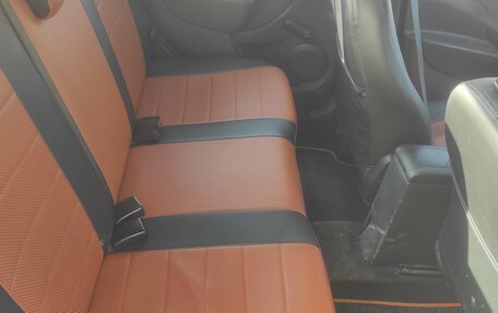 Renault Logan II, 2019 год, 580 000 рублей, 10 фотография