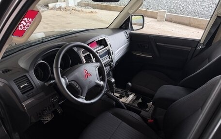 Mitsubishi Pajero IV, 2014 год, 3 700 000 рублей, 8 фотография