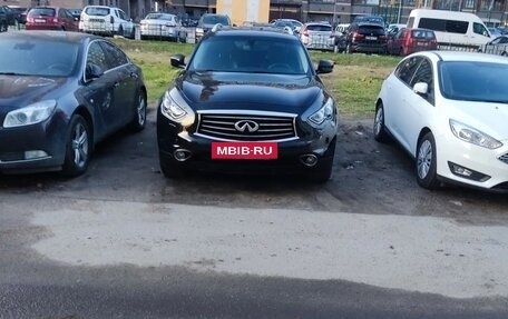 Infiniti FX II, 2012 год, 1 600 000 рублей, 2 фотография