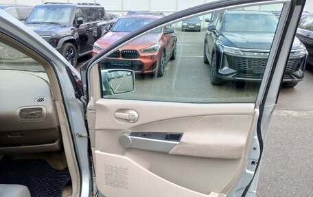 Nissan Quest III, 2004 год, 545 000 рублей, 15 фотография