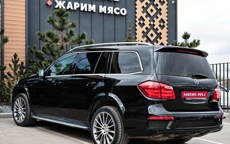Mercedes-Benz GL-Класс, 2015 год, 3 600 000 рублей, 21 фотография