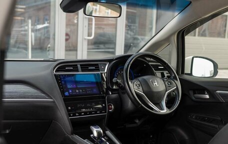 Honda Shuttle II, 2017 год, 1 300 000 рублей, 10 фотография