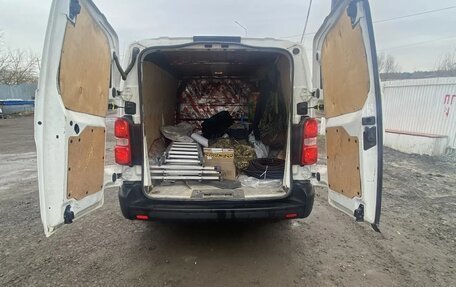 Opel Vivaro, 2021 год, 2 200 000 рублей, 3 фотография